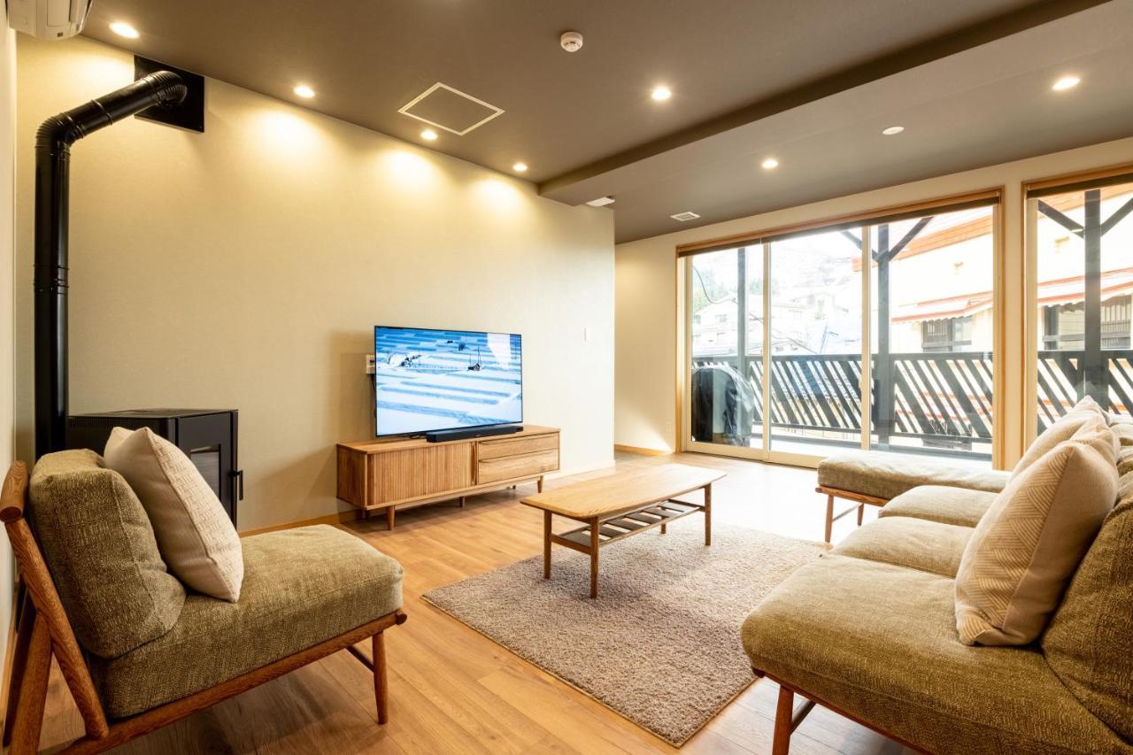 Tanuki Nozawa Hotell Exteriör bild